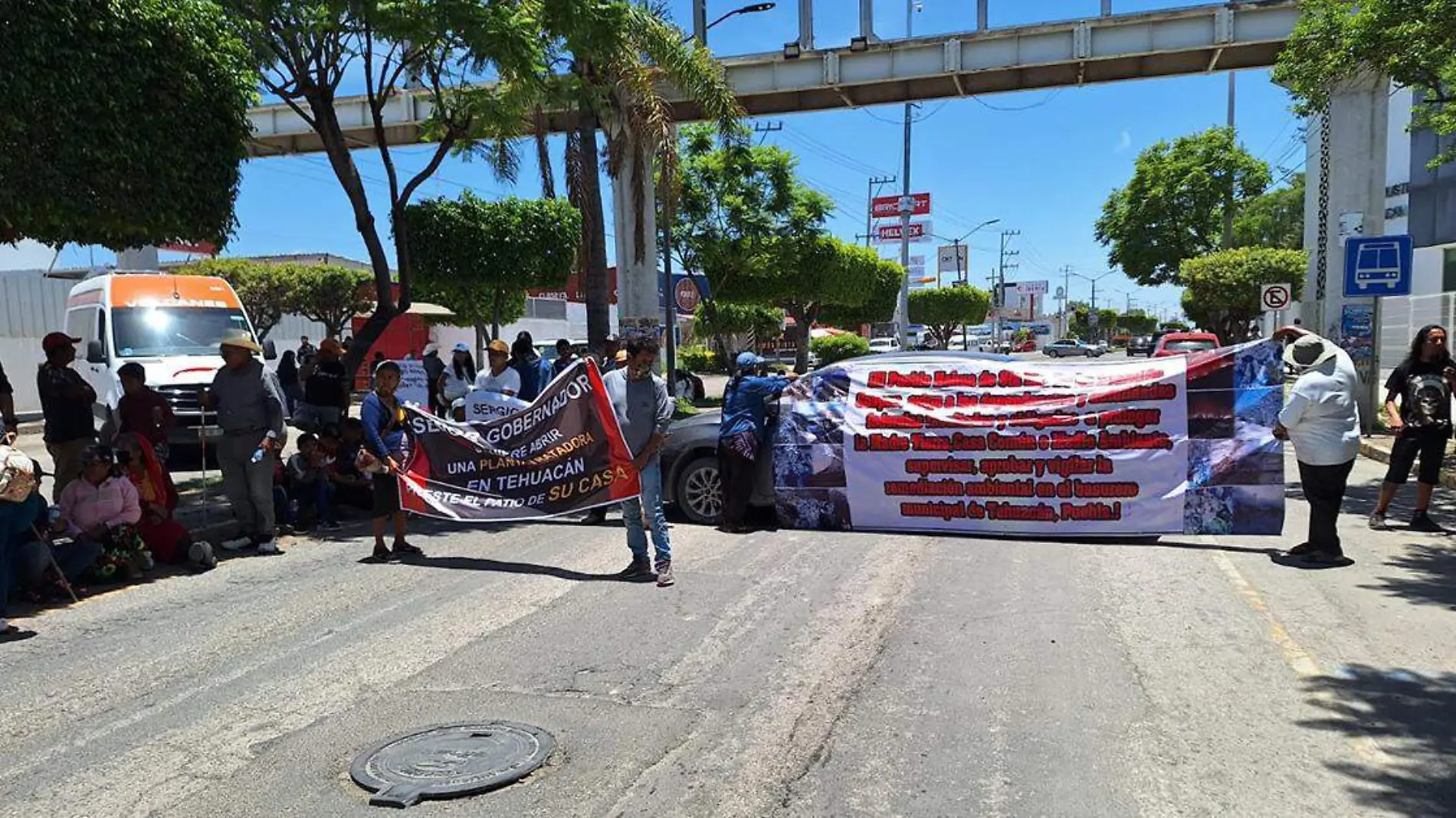 Habitantes de Coapan  e integrantes de diferentes organizaciones sociales del municipio de Tehuacán